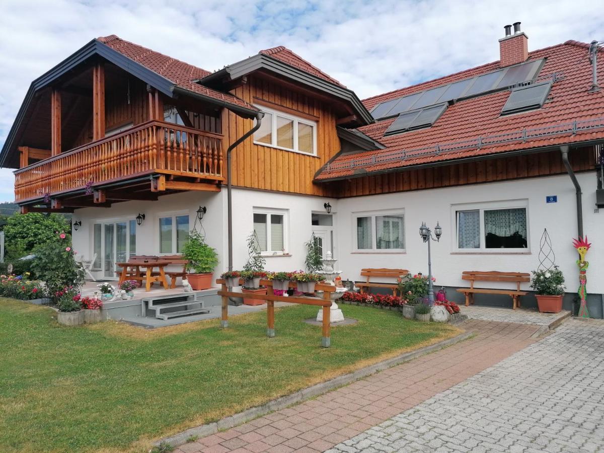 Lambichl Ferienwohnung Liskowetz מראה חיצוני תמונה